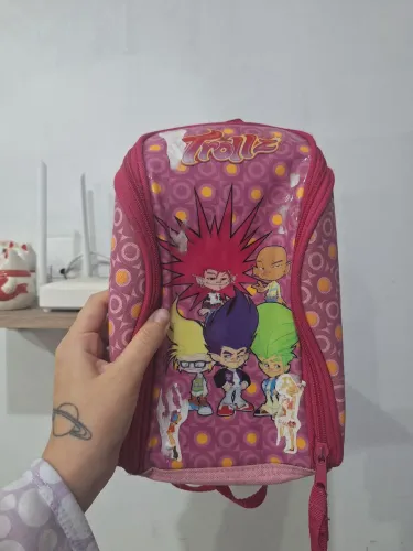 Mini mochila bolsa lancheira térmica rara Trollz anos 2000 importado vintage colecionador