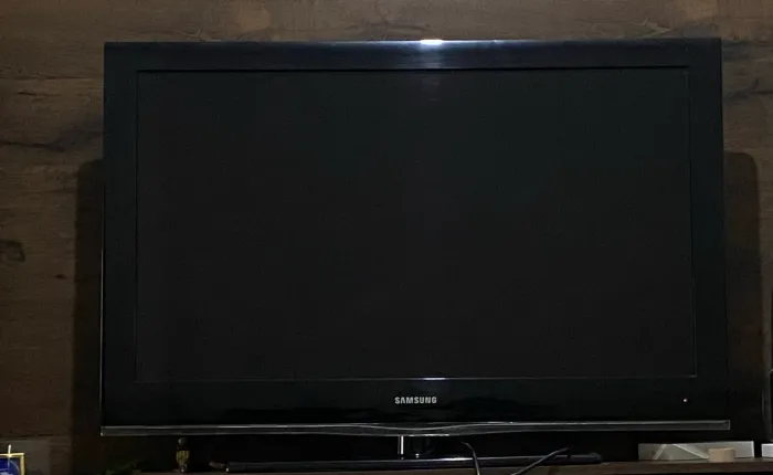 TV Samsung 40? LCD - Para conserto ou retirada de peças