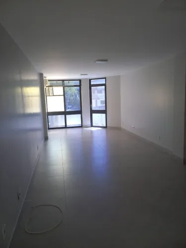 SALAS COMERCIAIS PARA LOCAÇÃO - ASA NORTE-BRASÍLIA. DIRETO COM PROPRIETÁRIO!61 3328-0031
