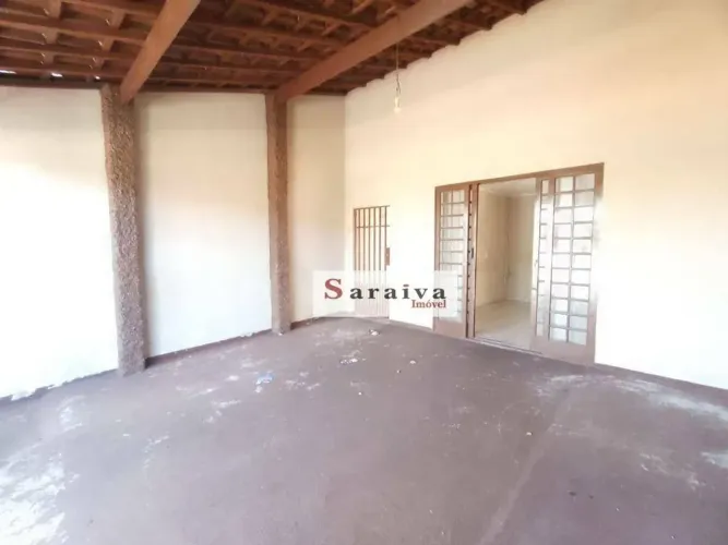 Casa com 3 dormitórios à venda, 180 m² por R$ 160.000,00 - Irmãos Franceschi - Itapuí/SP