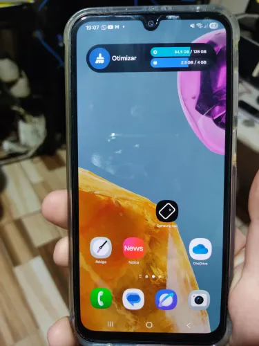 Samsung Galaxy M15 -impecavel-128GB sem detalhes.