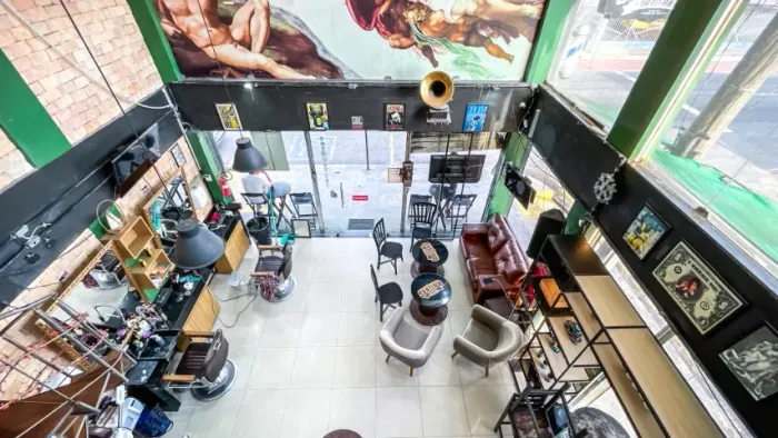OPORTUNIDADE: REPASSE DE BARBEARIA EM PLENO FUNCIONAMENTO