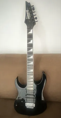 Guitarra Ibanez Canhota