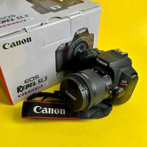 Câmera Canon SL3 - apenas 3k cliques - Novíssima