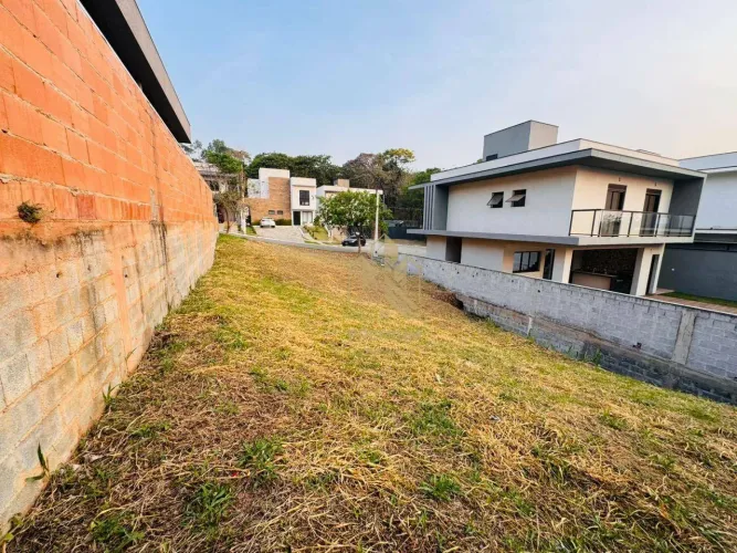 Terreno à Venda no Condomínio Terras de Atibaia I  Atibaia/SP
