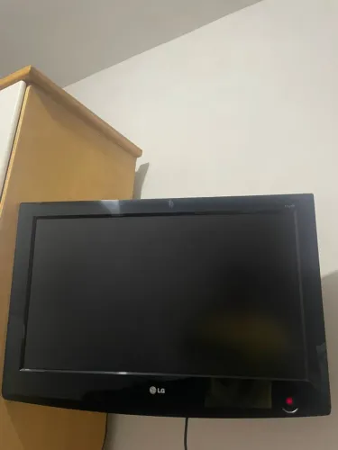 TV LCD 32" LG Full HD 2 HDMI + Suporte Articulado