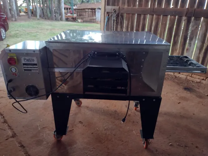 Forno esteira para pizza