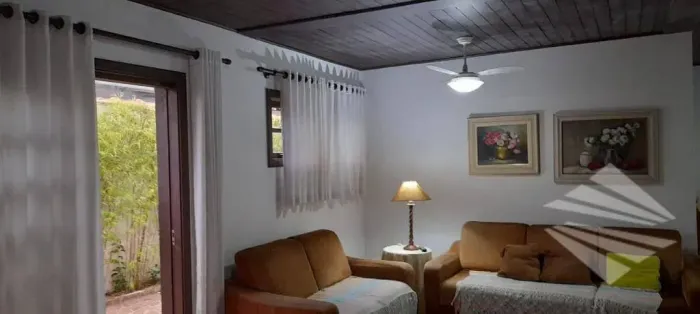Casa com 6 dormitórios à venda, 462 m² por R$ 680.000,00 - Vila São Geraldo - Taubaté/SP