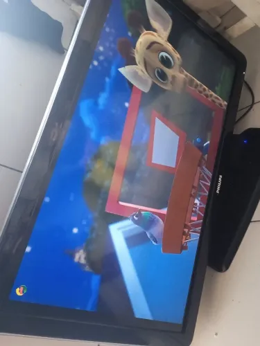 Tv Philips 42 polegadas não é esmrte