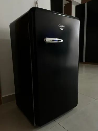 Frigobar Retrô MRV10 - MIDEA (Preto) A+