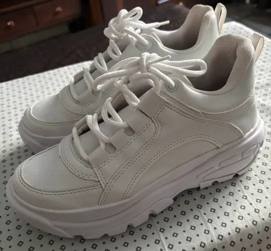 Tênis chunky white