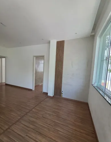 Única oportunidade Aluguel Casa na Rua Alvarez de Azevedo Icaraí-sem condomínio