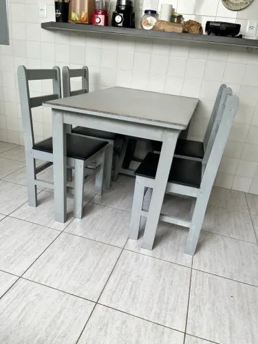 MESA 4 CADEIRAS COZINHA/JANTAR