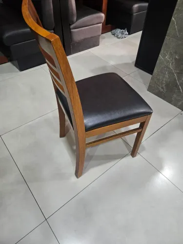 Cadeiras para Restaurante (Della Bruna)