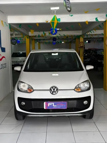 Volkswagen Up! Track 1.0 Total Flex 12V 5P 2017