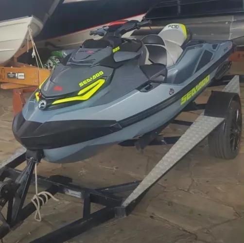Jet Ski SEA 400 RXT X RS 2024/25