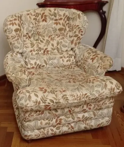 Sofás e poltronas