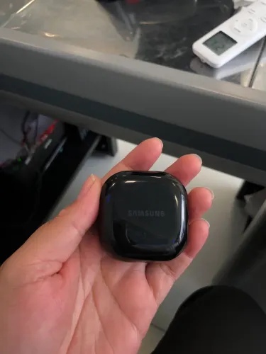 SAMSUNG BUDS CORE