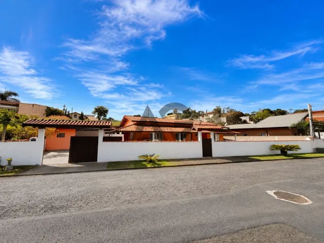 Casa | térrea | área gourmet | em Serra Negra-SP