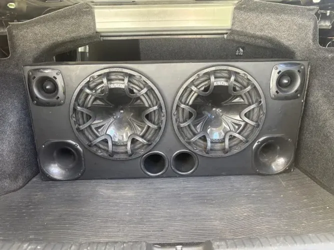 Vendo Som automotivo 2 Bravox 12 pol
