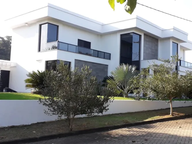 Casa à venda, 360 m² por R$ 1.390.000,00 - Horto - Macaé/RJ