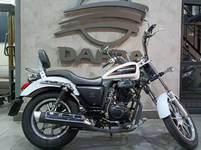DAFRA HORIZON 150