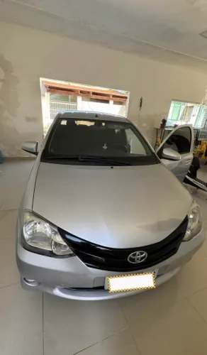 Toyota Etios X Sedan 1.5 Flex 16V 4P Mec. 2014