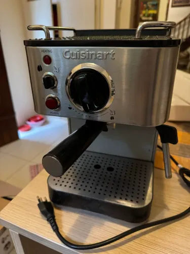 Cafeteira expresso Cuisinart para uso de peças