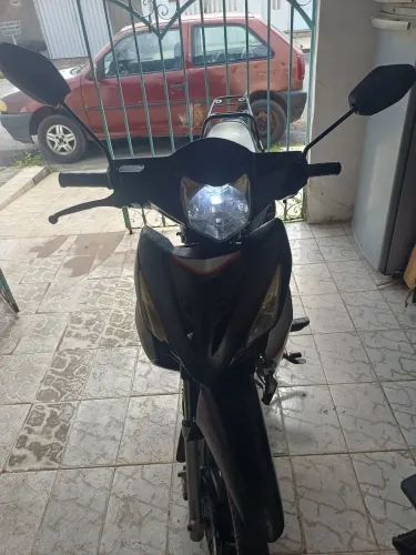 4,500 pra vender logo