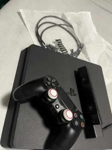 Playstation 4 slim