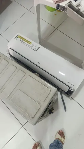 Ar-condicionado 19.000 BTUs - Excelente Estado