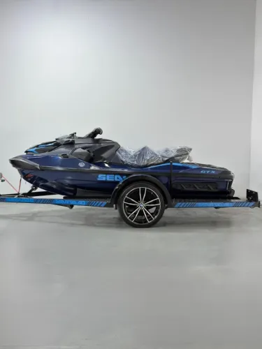 Jet ski