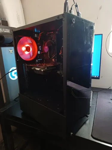 Pc Top i5 8400+ rx 550 4gb