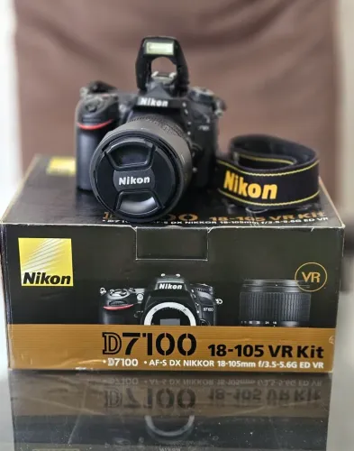 Câmera Dslr Nikon D7100 super conservada!