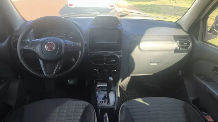 Fiat Strada Adventure1.8/ 1.8 Locker Flex CD 2015