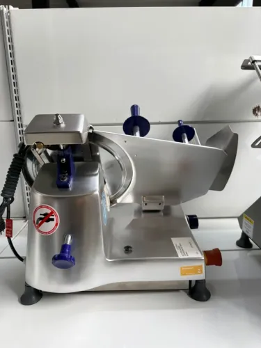 GLP-275 CORTADOR DE FRIOS GURAL