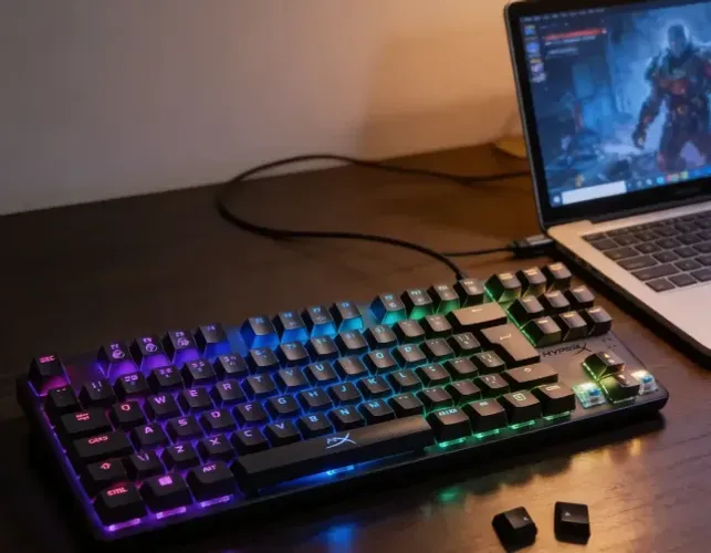 Teclado Hyperx Alloy Origins Core Abnt2 Switch Blue