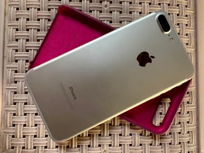 iPhone 7plus 128 gb