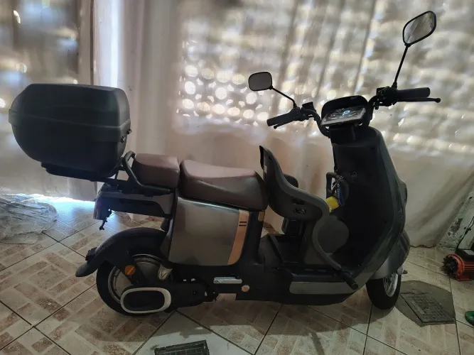 SCOOTER ELÉTRICA 
