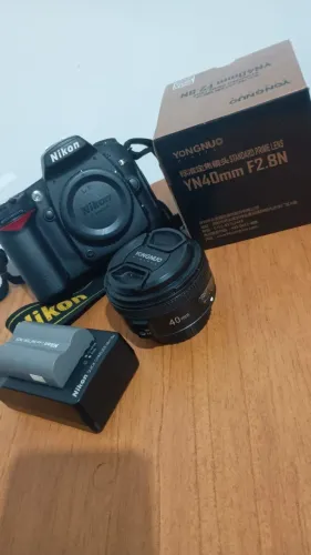 Nikon D90