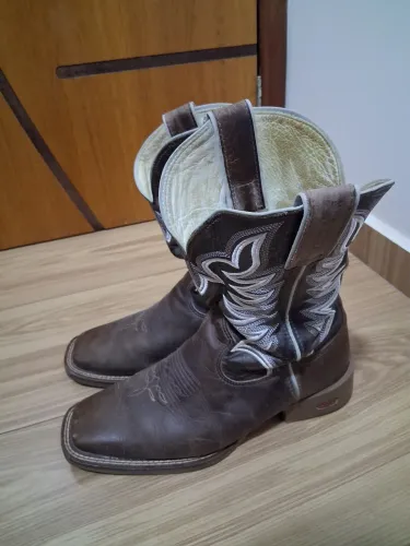 Bota DGO