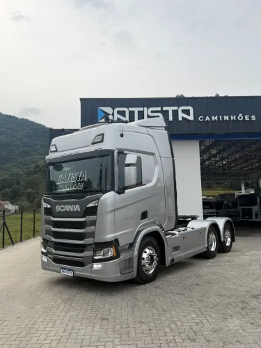 R-540 A 6x4 2p (diesel)(E5)