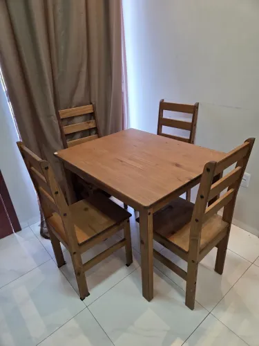 Mesa 4 cadeiras