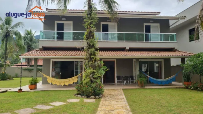 Casa com 4 dormitórios para alugar, 350 m² por R$ 10.000,00/mês - Horto Florestal - Ubatub