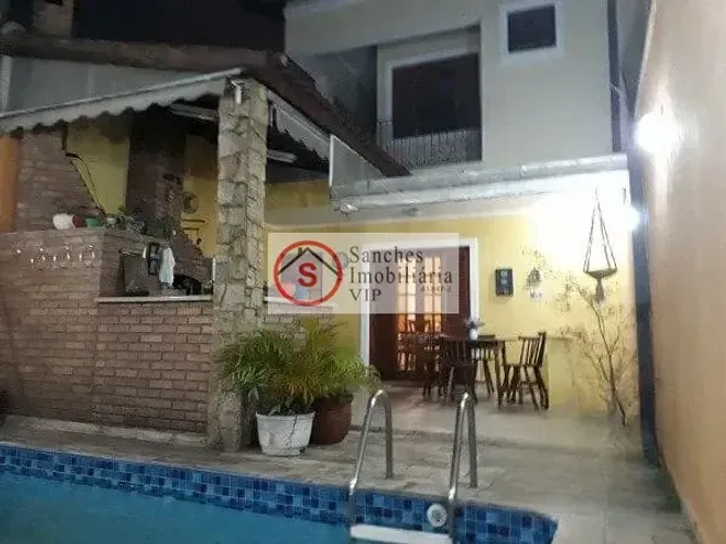 AMPLO SOBRADO A VENDA NA VILA PRUDENTE COM 5 DORMITÓRIOS E 3 SUITES, PISCINA, CHURRASQUEIR