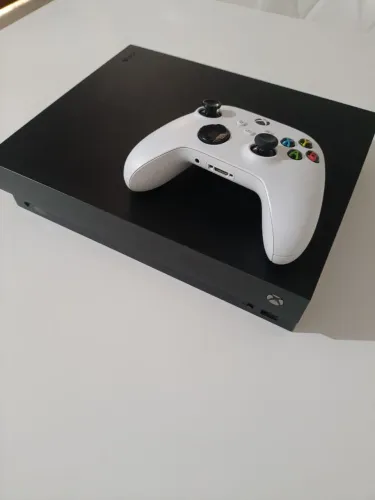 Xbox one x 1 tera em perfeito estado