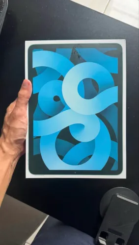 iPad Air 4 64GB com caixa e carregador original
