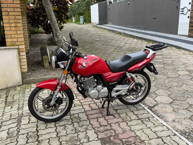 Raridade SUZUKI GSR 150i com apenas 10.000km