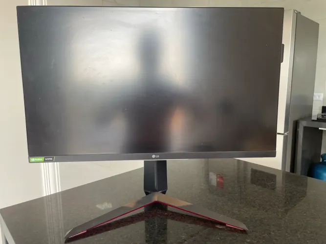 Monitor LG Ultragear 27?, 144 Hz, 1 ms, nvidea Com G-sync, Tela IPS?