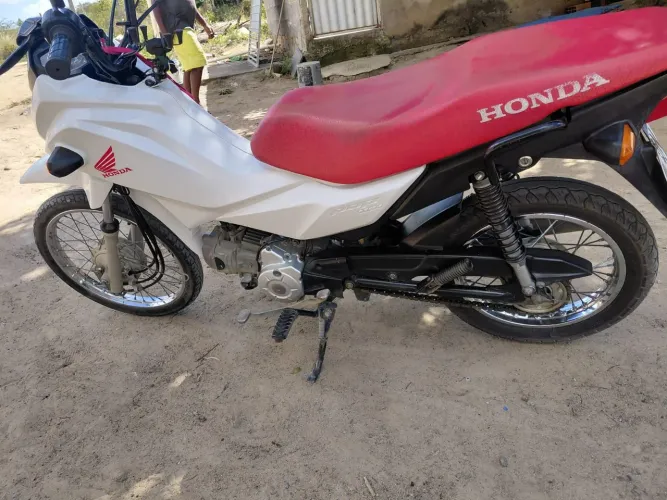 Moto toda boa